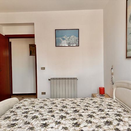 Holidaycasa Leone - Con Posto Auto A 200Mt Dal Mare 斯佩隆加 外观 照片