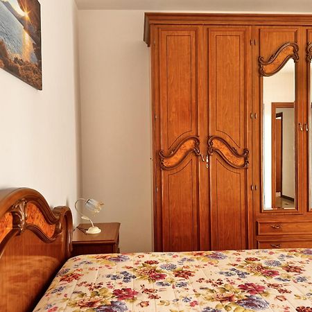 Holidaycasa Leone - Con Posto Auto A 200Mt Dal Mare 斯佩隆加 外观 照片