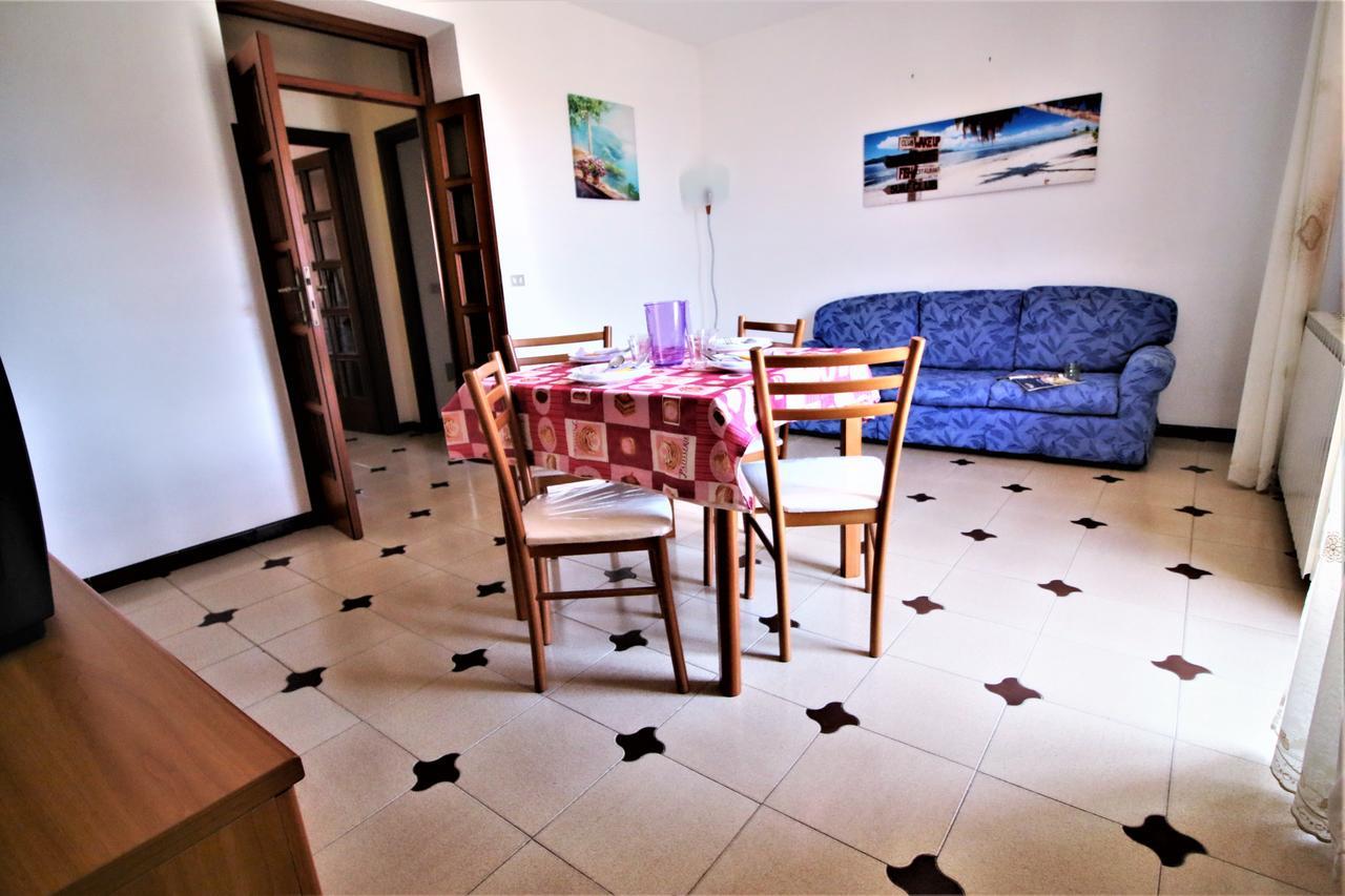 Holidaycasa Leone - Con Posto Auto A 200Mt Dal Mare 斯佩隆加 外观 照片