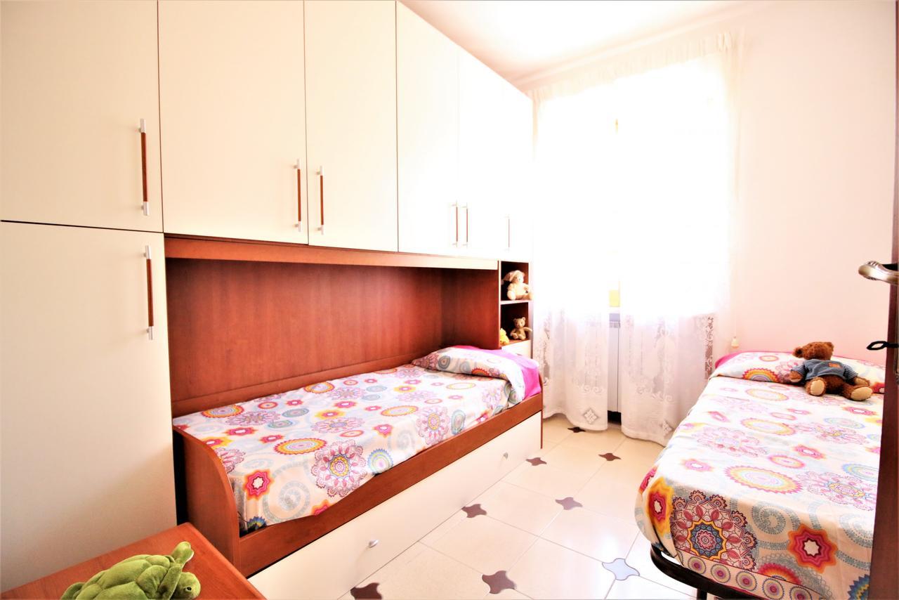 Holidaycasa Leone - Con Posto Auto A 200Mt Dal Mare 斯佩隆加 外观 照片