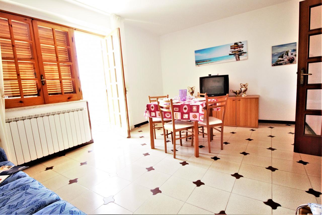 Holidaycasa Leone - Con Posto Auto A 200Mt Dal Mare 斯佩隆加 外观 照片