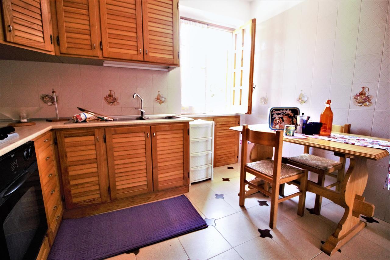 Holidaycasa Leone - Con Posto Auto A 200Mt Dal Mare 斯佩隆加 外观 照片